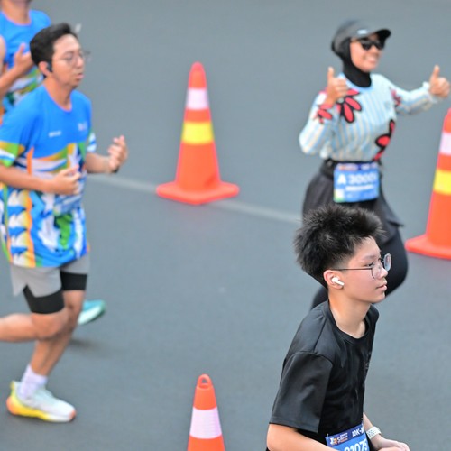Race photo from SURABAYA ISOPLUS MARATHON 2026