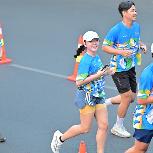 Race photo from SURABAYA ISOPLUS MARATHON 2026
