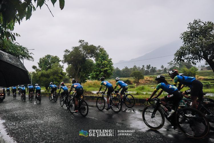 Race photo from Cycling de Jabar 2024