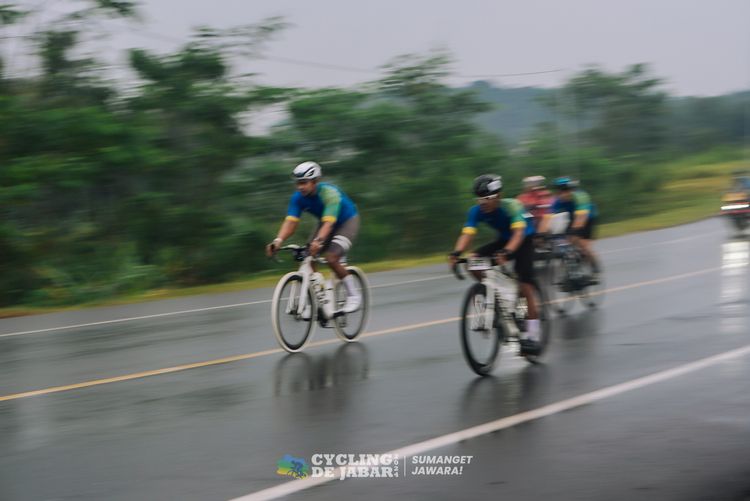Race photo from Cycling de Jabar 2024
