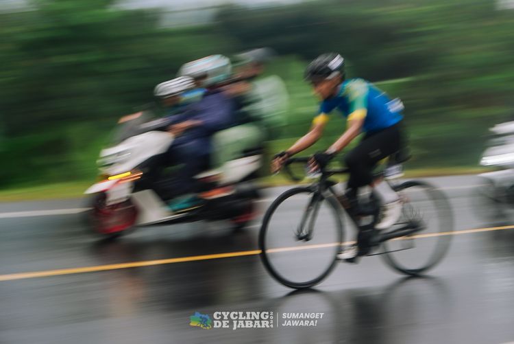 Race photo from Cycling de Jabar 2024