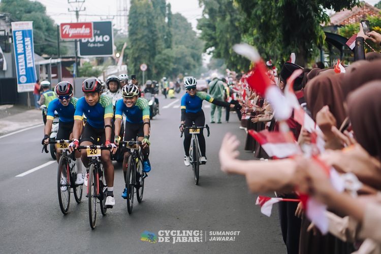 Race photo from Cycling de Jabar 2024