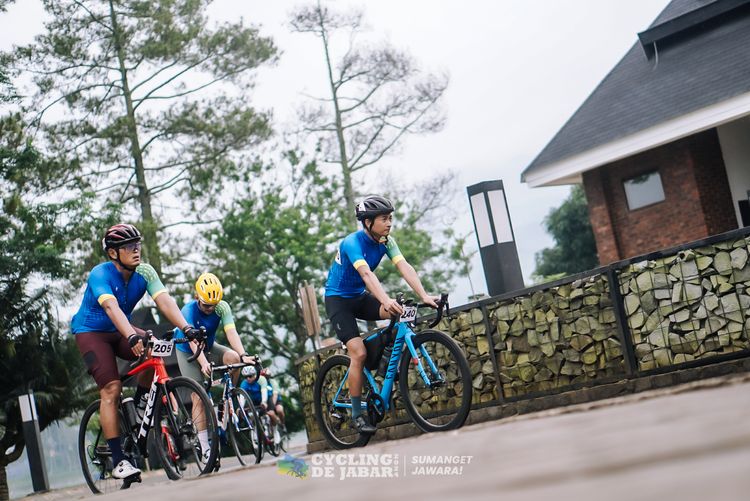 Race photo from Cycling de Jabar 2024