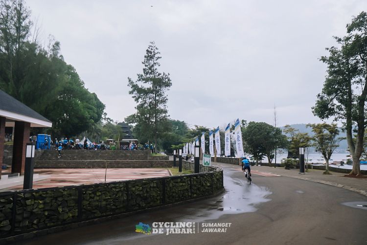Race photo from Cycling de Jabar 2024