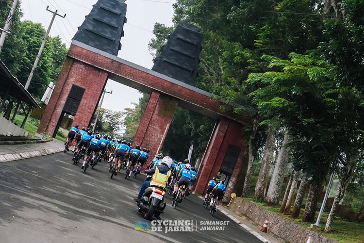 Race photo from Cycling de Jabar 2024