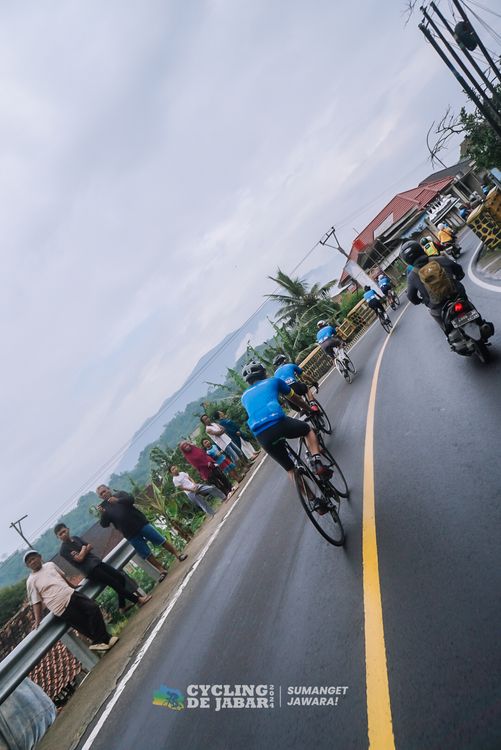 Race photo from Cycling de Jabar 2024