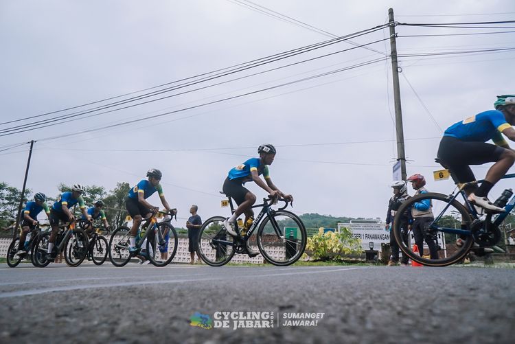 Race photo from Cycling de Jabar 2024
