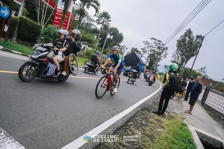 Race photo from Cycling de Jabar 2024