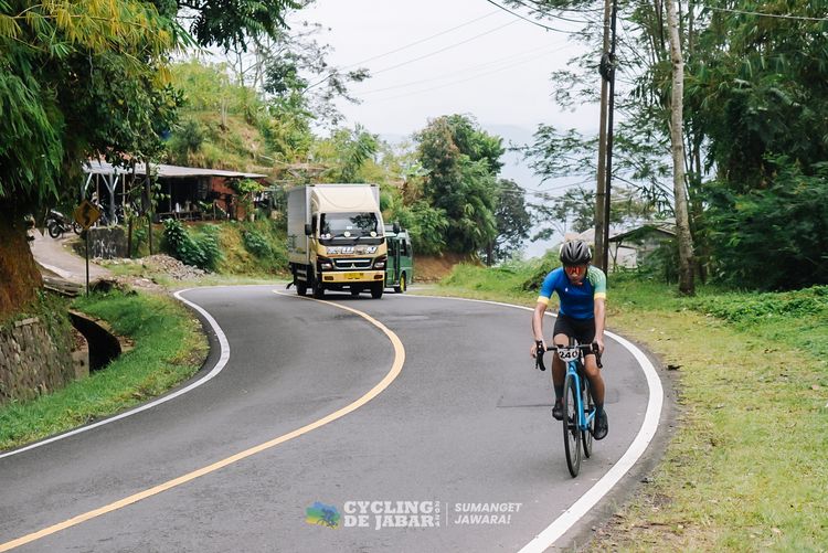Race photo from Cycling de Jabar 2024