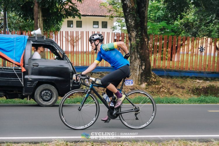 Race photo from Cycling de Jabar 2024