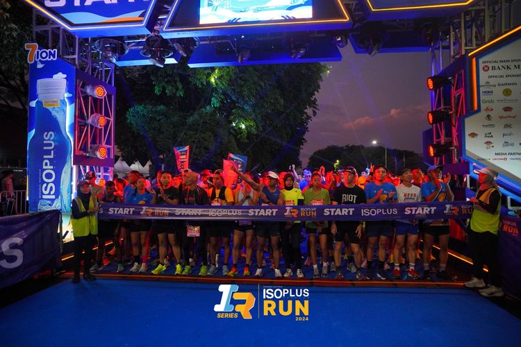 Race photo from Isoplus Run 2024 Surabaya