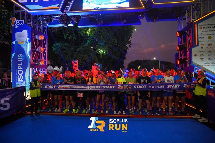 Race photo from Isoplus Run 2024 Surabaya