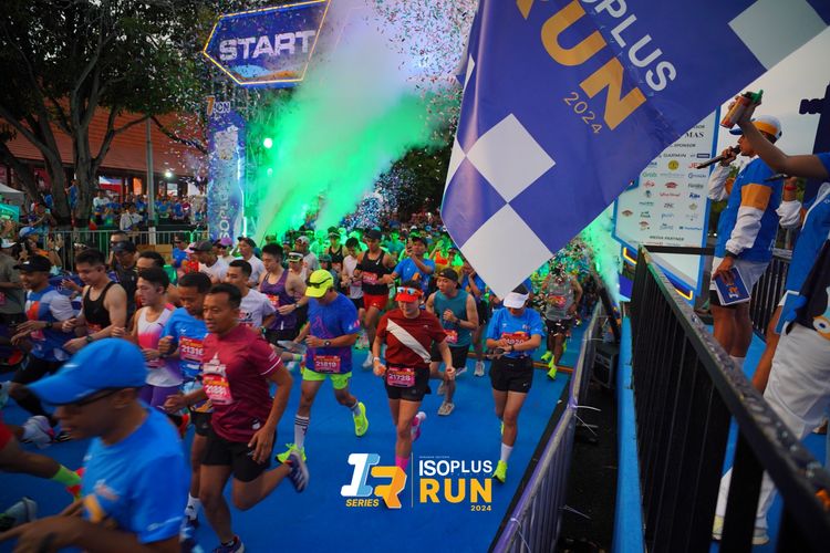 Race photo from Isoplus Run 2024 Surabaya