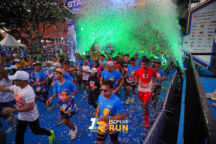 Race photo from Isoplus Run 2024 Surabaya