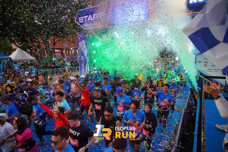 Race photo from Isoplus Run 2024 Surabaya