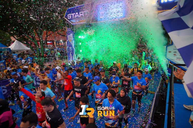 Race photo from Isoplus Run 2024 Surabaya