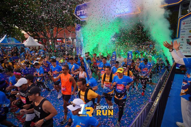 Race photo from Isoplus Run 2024 Surabaya