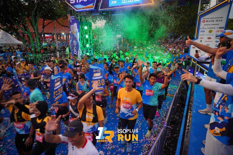 Race photo from Isoplus Run 2024 Surabaya