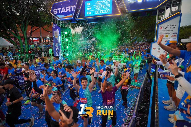 Race photo from Isoplus Run 2024 Surabaya