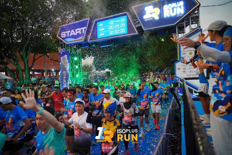 Race photo from Isoplus Run 2024 Surabaya