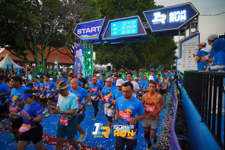 Race photo from Isoplus Run 2024 Surabaya