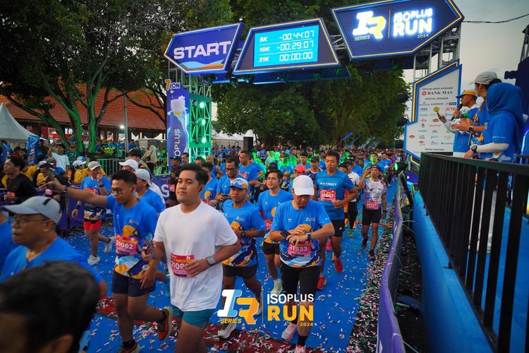 Race photo from Isoplus Run 2024 Surabaya