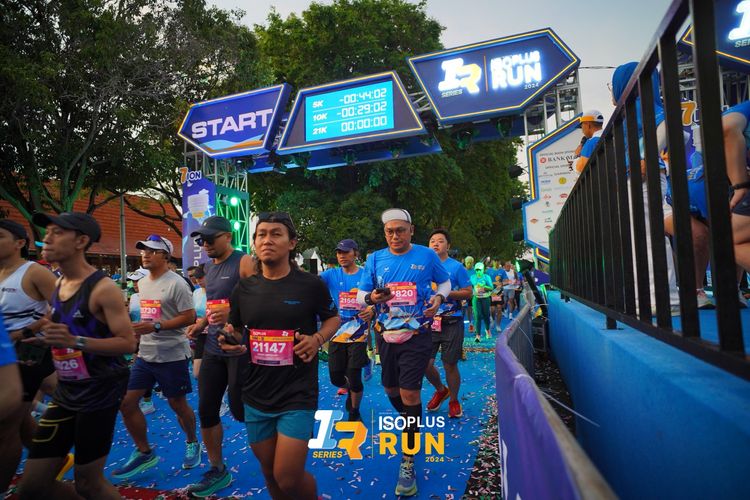 Race photo from Isoplus Run 2024 Surabaya