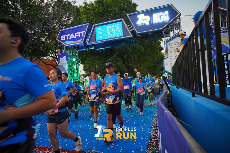 Race photo from Isoplus Run 2024 Surabaya