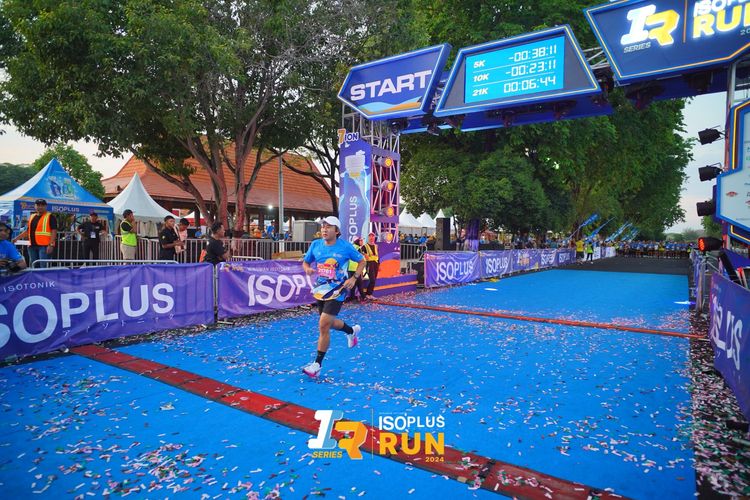 Race photo from Isoplus Run 2024 Surabaya
