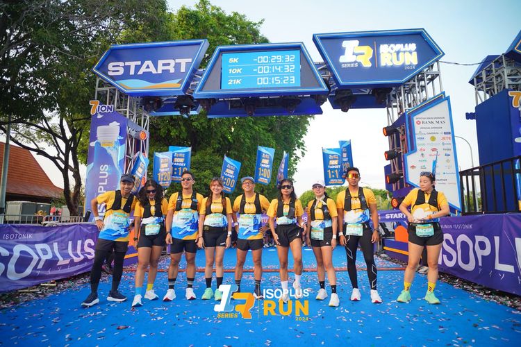 Race photo from Isoplus Run 2024 Surabaya