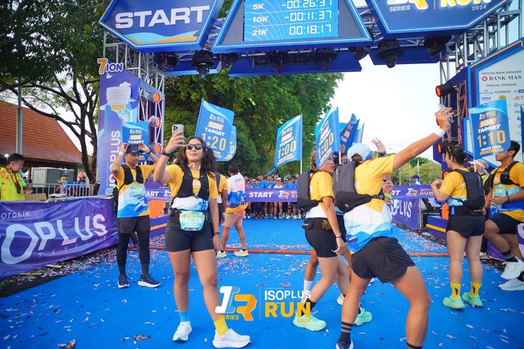 Race photo from Isoplus Run 2024 Surabaya