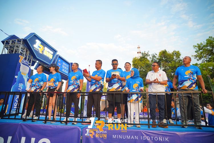 Race photo from Isoplus Run 2024 Surabaya