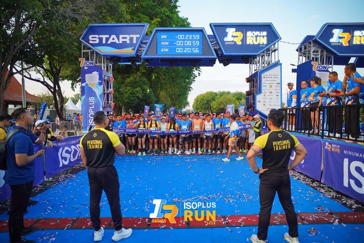 Race photo from Isoplus Run 2024 Surabaya
