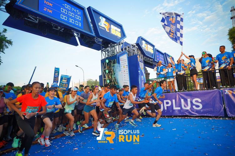 Race photo from Isoplus Run 2024 Surabaya
