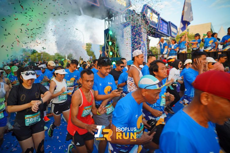 Race photo from Isoplus Run 2024 Surabaya