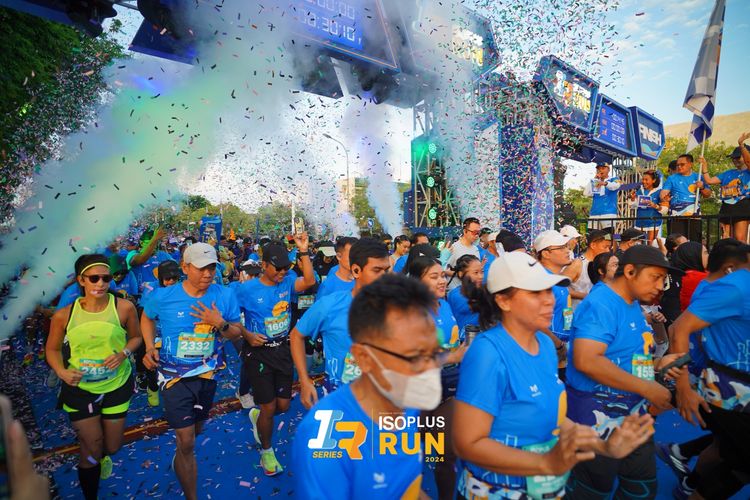 Race photo from Isoplus Run 2024 Surabaya