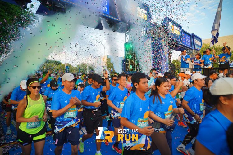 Race photo from Isoplus Run 2024 Surabaya