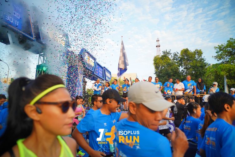 Race photo from Isoplus Run 2024 Surabaya