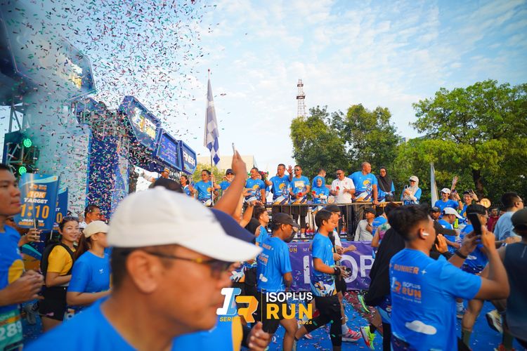 Race photo from Isoplus Run 2024 Surabaya