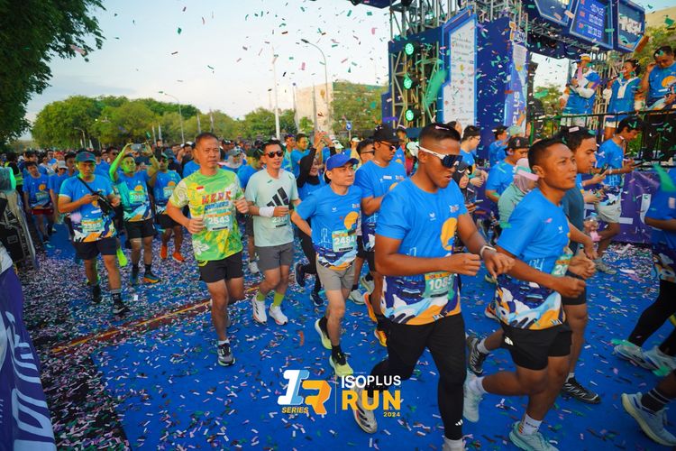 Race photo from Isoplus Run 2024 Surabaya