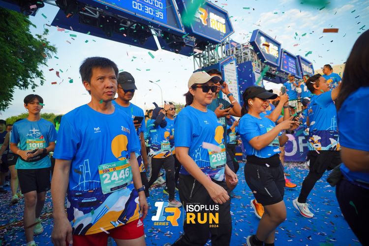 Race photo from Isoplus Run 2024 Surabaya