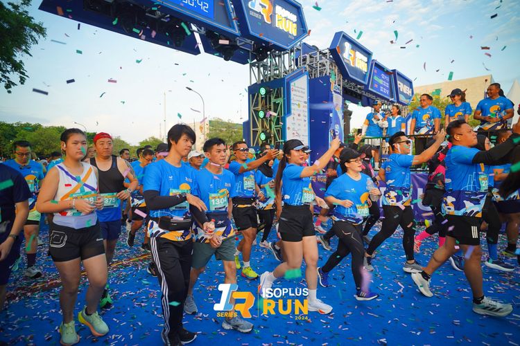 Race photo from Isoplus Run 2024 Surabaya