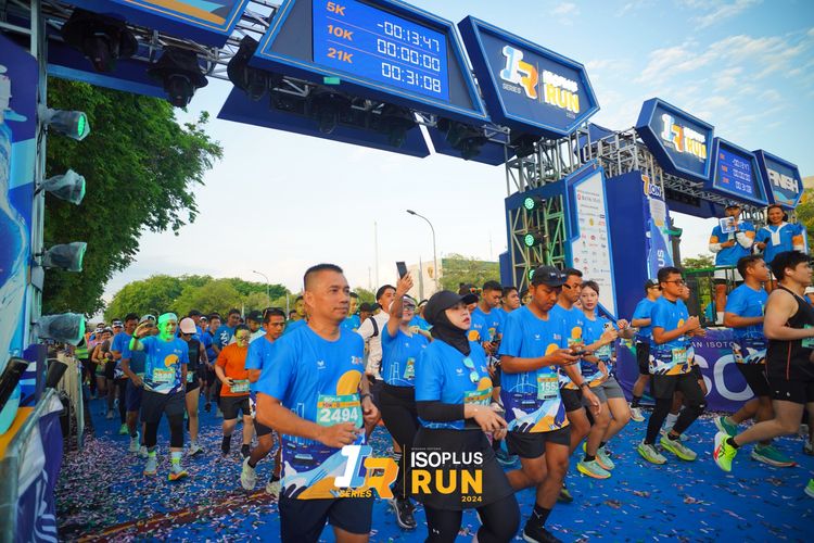 Race photo from Isoplus Run 2024 Surabaya