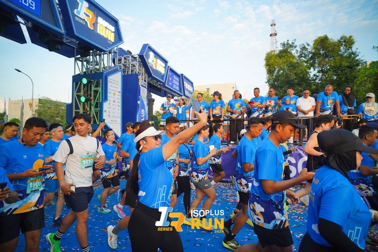Race photo from Isoplus Run 2024 Surabaya