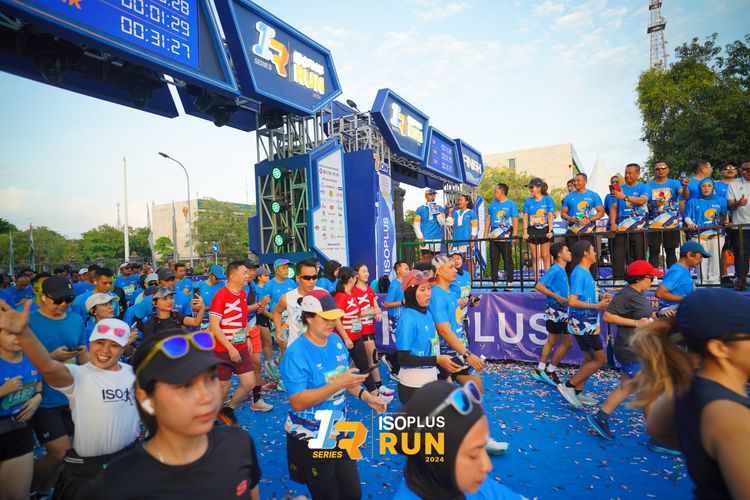 Race photo from Isoplus Run 2024 Surabaya