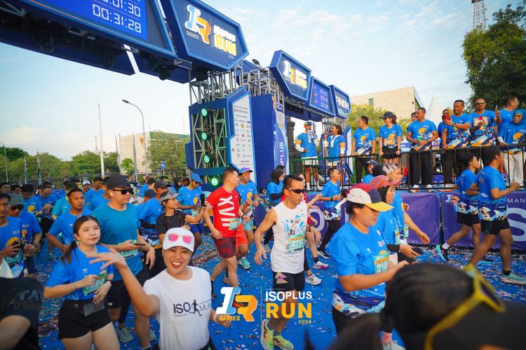 Race photo from Isoplus Run 2024 Surabaya