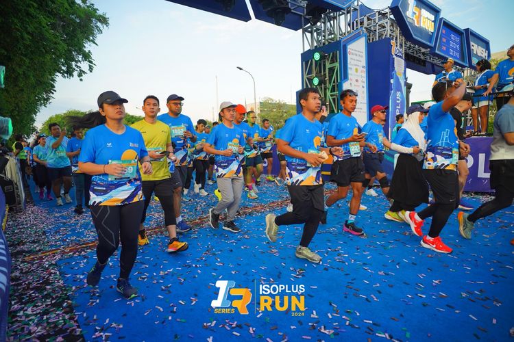 Race photo from Isoplus Run 2024 Surabaya