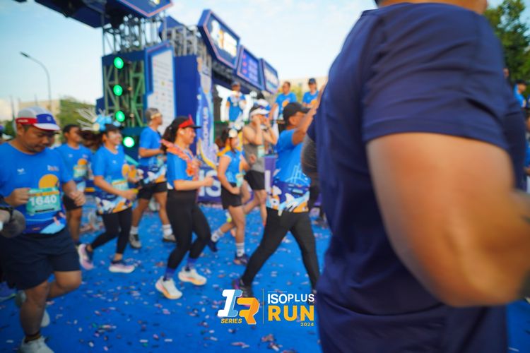 Race photo from Isoplus Run 2024 Surabaya