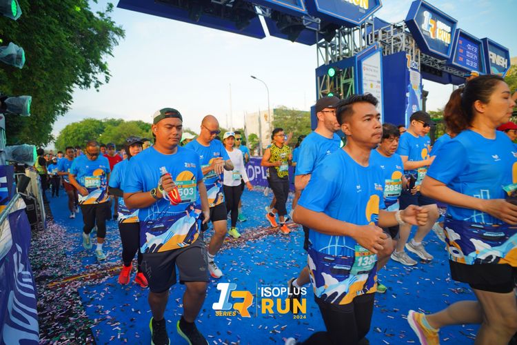Race photo from Isoplus Run 2024 Surabaya