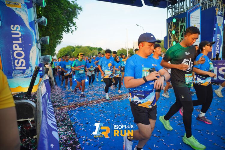 Race photo from Isoplus Run 2024 Surabaya